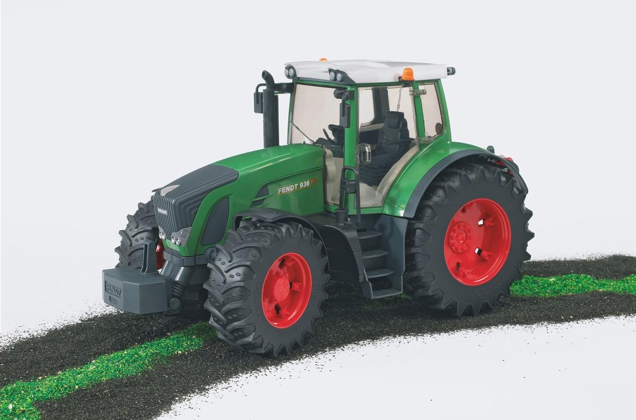 Bruder FENDT-TRAKTOR 936 Vario